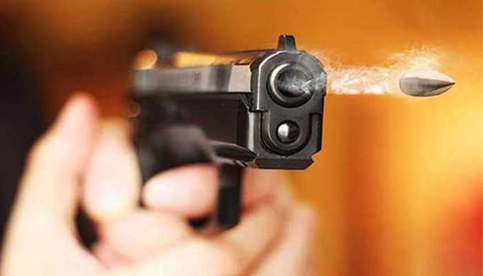 صنوبر کاٹیج کے قریب شہری کی فائرنگ سے ایک ڈاکو ہلاک 2 زخمی، ایک فرار ہوگیا