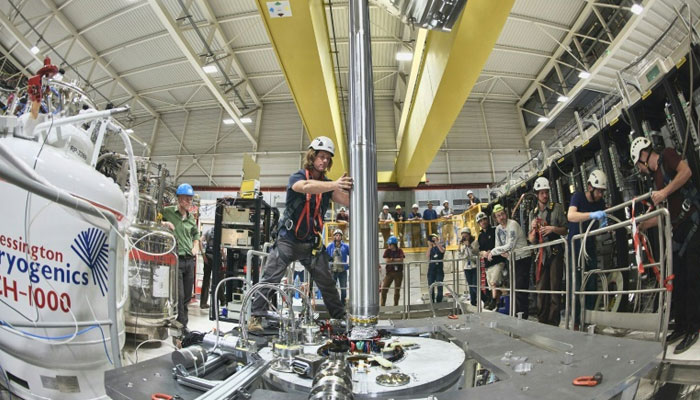 پراسرار اینٹی میٹر کا پہلی بار کشش ثقل کے اثر کی وجہ سے نیچے گرنے کا مشاہدہ