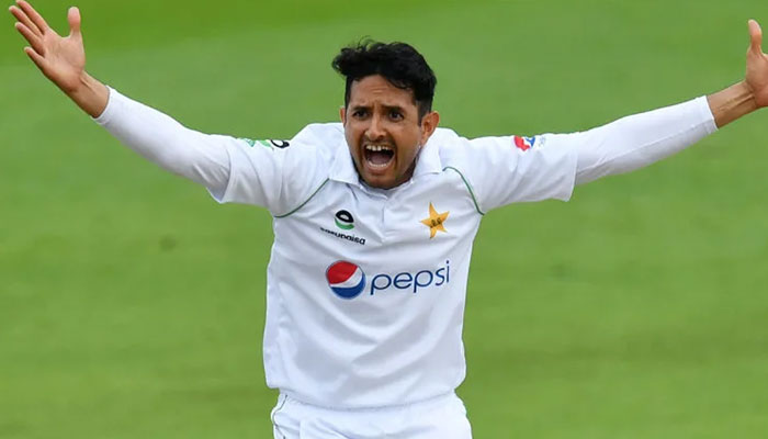 محمد عباس ہیتھرو ایئرپورٹ پر پھنس گئے