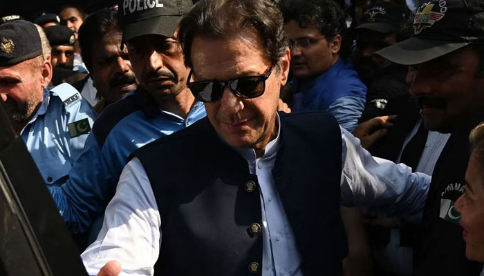 چیئرمین پی ٹی آئی کی ضمانت کی9 درخواستیں مسترد کرنے کا فیصلہ کالعدم