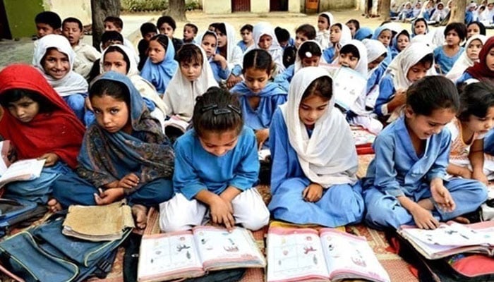 سندھ حکومت کا اُردو نظام تعلیم ختم، انگریزی میڈیم رائج کرنیکا فیصلہ