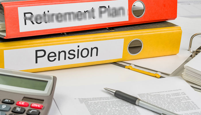 سرکاری نوکروں کی پنشن میں بڑی تبدیلیوں کی تجاویز، فوجیوں کو استثنیٰ