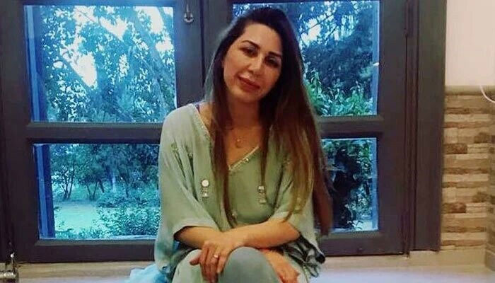 فرح گوگی کی مبینہ کرپشن، 3 سال میں اثاثے ساڑھے 4 ارب روپے بڑھ گئے، ہوشربا انکشافات، افسانے تراشنے کی بجائے عدالت میں ثابت کریں، پی ٹی آئی