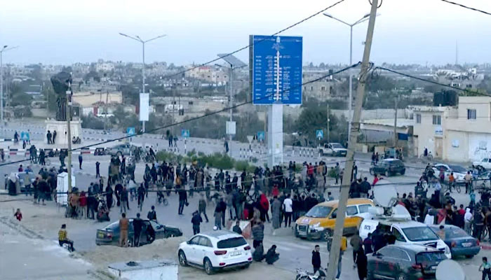 غزہ میں 4 روزہ جنگ بندی، فلسطینی اور اسرائیلی یرغمالیوں کی رہائی شروع، امدادی ٹرکوں کی مصر آمد