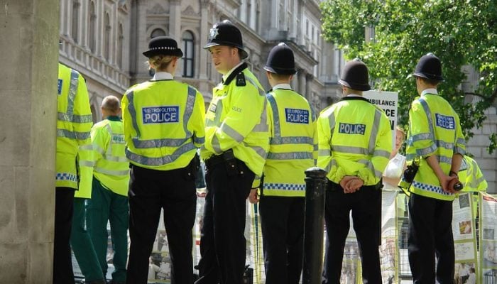 ڈبلن میں فسادات، برطانوی پولیس کو اضافی ذمہ داریاں سونپے جانے کا امکان
