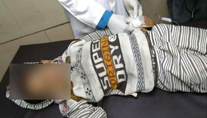 جناح اسپتال ایمرجنسی کے باہر 6 سالہ بچے کی لاش چھوڑ کر ملزمان فرار