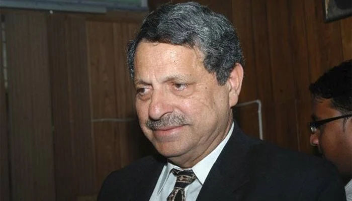 چیئرمین پی ٹی آئی کیلئے حامد خان کو نامزد کیا جاتا تو بہتر چوائس ہوتی، تجزیہ کار