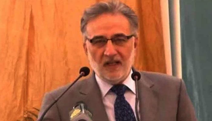 کسی افسر کا میڈیا ٹرائل نہیں ہوگا، احد چیمہ بری ہوگئے تو معافی مانگنے ان کے گھر جاؤں گا، چیئرمین نیب