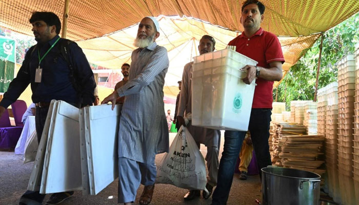 8 فروری کے جنرل الیکشن‘ 13 لاکھ  سے زائد الیکشن اسٹاف درکار