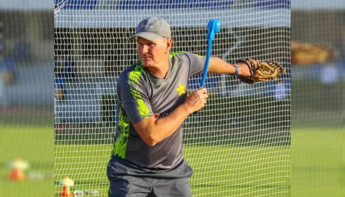 اینڈریو پیوٹک افغان ٹیم سے منسلک