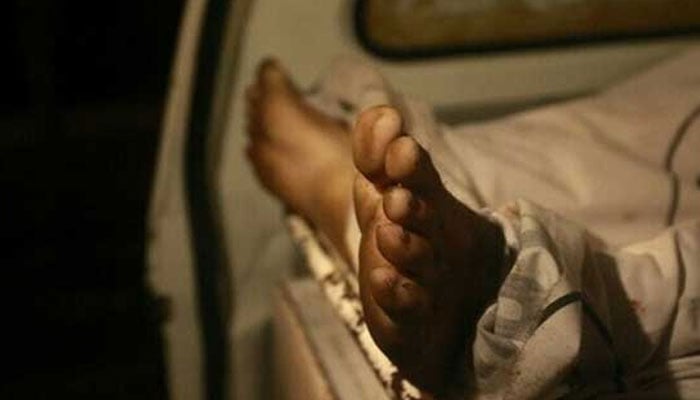 واٹر پمپ سے ایک شخص کی لاش ملی