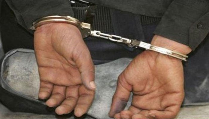 پاکستان بازار پولیس نے جعلی اسسٹنٹ سب انسپکٹر کو گرفتار کرلیا