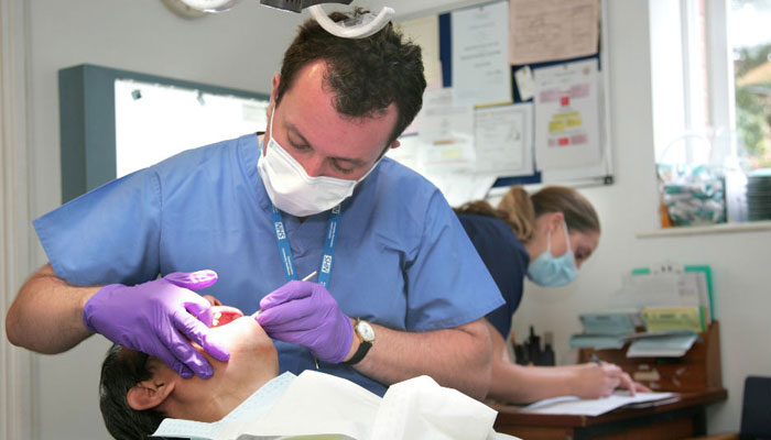 دانتوں کے ایک تہائی مریضوں کا گزشتہ سال سے علاج نہیں ہوسکا