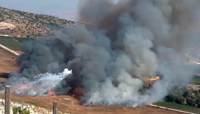 اسرائیل کا لبنان پر حملہ، حزب اللّٰہ کمانڈر سمیت 3 شہید