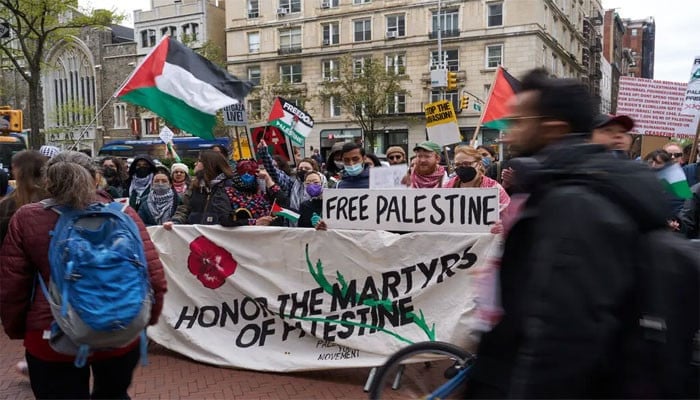 فلسطین کی حمایت میں احتجاج، کولمبیا یونیورسٹی کا احتجاجی طلبہ کو بے دخل کرنے کا اعلان