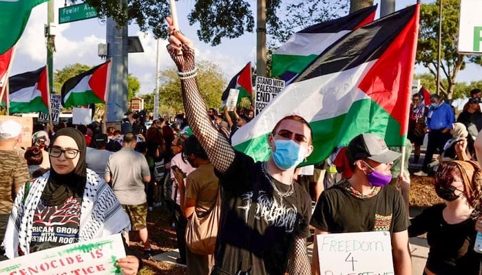 فلسطینیوں کی حمایت، امریکا میں شروع ہونے والے مظاہرے برطانیہ سمیت کئی ممالک تک پھیل گئے