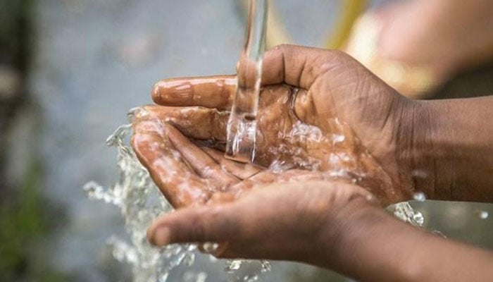 لانڈھی ایک نمبر 37/d میں گزشتہ 3 ماہ سے مضر صحت پینے کے پانی کی فراہمی