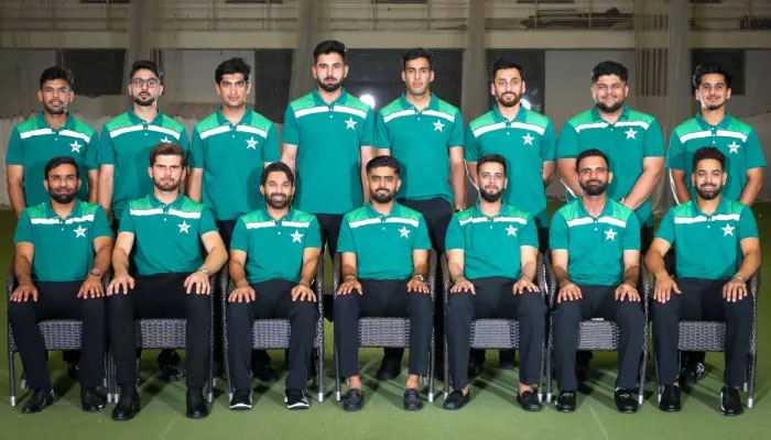 پاکستان کرکٹ ٹیم ڈبلن پہنچ گئی، عامر ویزہ مسائل کے سبب ساتھ نہیں گئے
