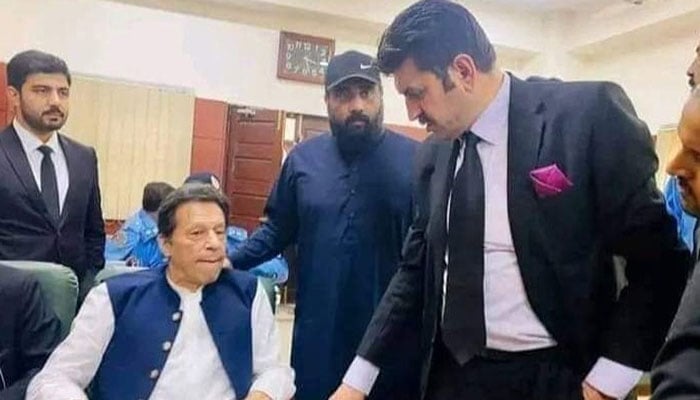 عمران خان، شیر افضل سے ناراض‘ جیل میں ملاقات سے انکار