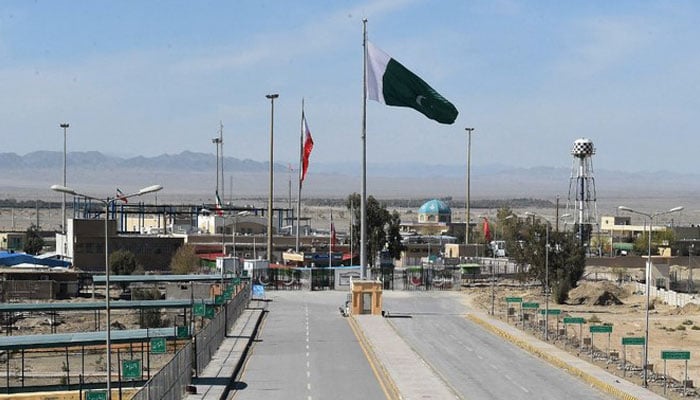 پاکستان اور ایران کا دو مشترکہ سرحدی گزرگاہیں کھولنے کا فیصلہ