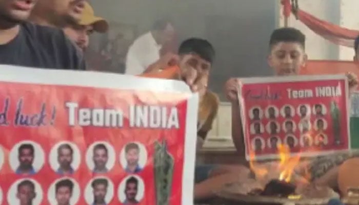 ورلڈ کپ میں بھارتی کرکٹ ٹیم کی جیت کیلئے خصوصی عبادات