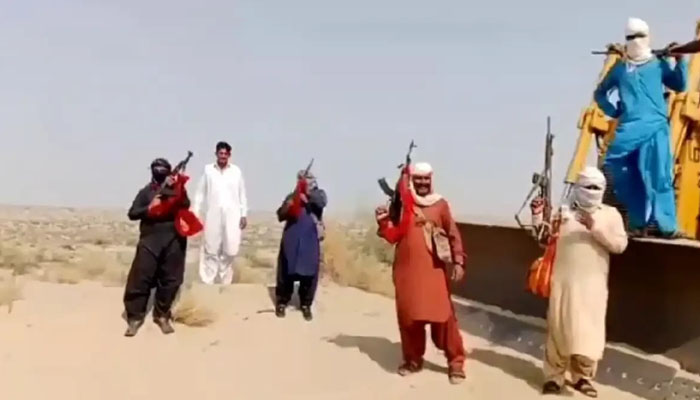خیرپور، گیس تلاش کرنیوالی کمپنی کے ملازمین پر حملہ، کام سے روک دیا