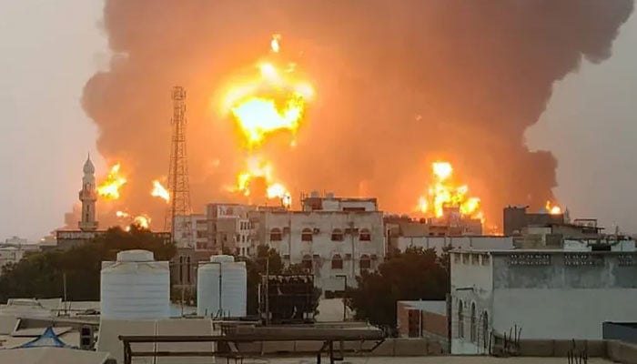 الحدیدہ بندرگاہ پر حملہ 6 افراد جاں بحق اسرائیل سے اب کھلی جنگ ہوگی، حوثی ترجمان