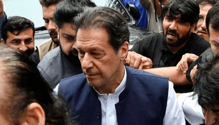 عمران کو فوڈ پوائزننگ ہوگیا، عمر ایوب