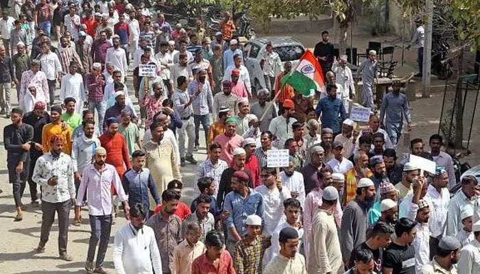 اجمیر، ہزاروں مسلمانوں کا احتجاج، گستاخ پجاری کیخلاف کارروائی کا مطالبہ