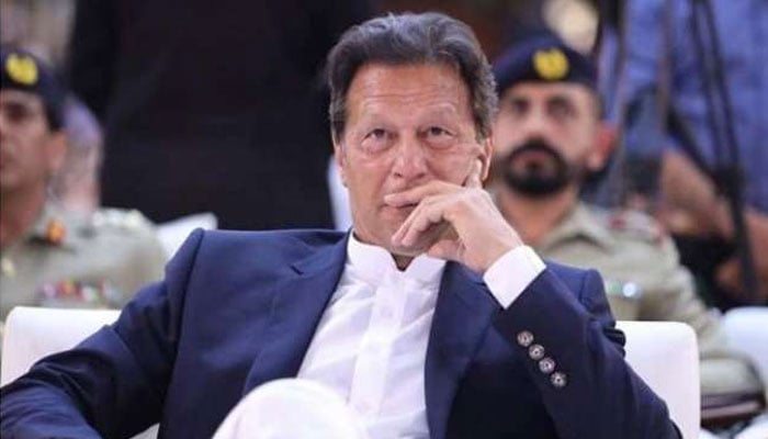 عمران ہیرا پھیری سے وزیراعظم بنے تھے، آکسفورڈ چانسلر کیلئے نااہل، برطانوی اخبار