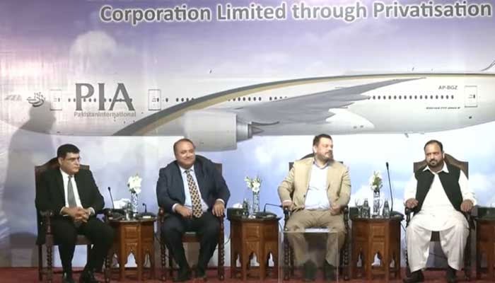 PIA نجکاری، 85 ارب مانگے، 10 ارب بولی، واحد بولی دینے والی کمپنی کی پیشکش مسترد، پرائیویٹائزیشن موخر