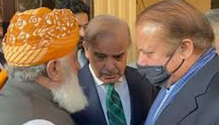 نواز شریف کی وزیراعظم کو مدارس بل پر فضل الرحمٰن کے تحفظات دور کرنے کی ہدایت