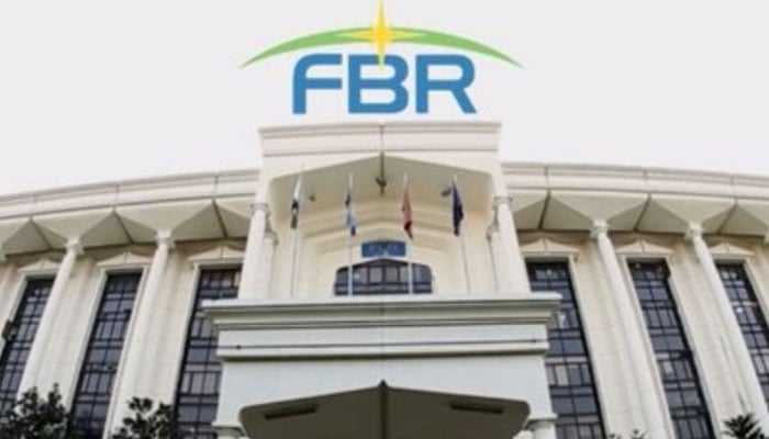 FBR، گریڈ 18 کے 35 افسران 43 ویں مڈ کیریئر مینجمنٹ کورس کیلئے نامزد