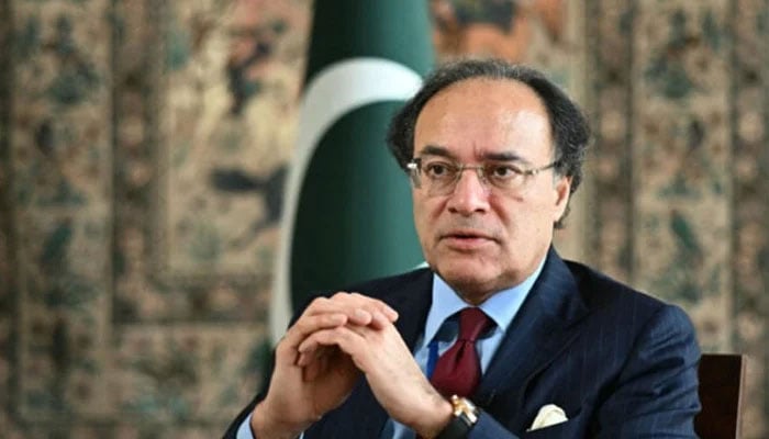 تنخواہ داروں کو ریلیف دینے پر غور، معاشی استحکام آچکا، معیشت کی بنیاد بن گئی، رئیل اسٹیٹ سیکٹر میں سٹہ بازی نہیں چلنے دیں گے، وزیر خزانہ