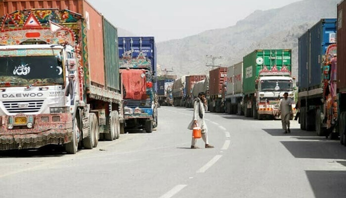 150 افغان ٹرکوں کو سامان کی ترسیل کیلئے واہگہ بارڈر عبور کرنے کی اجازت