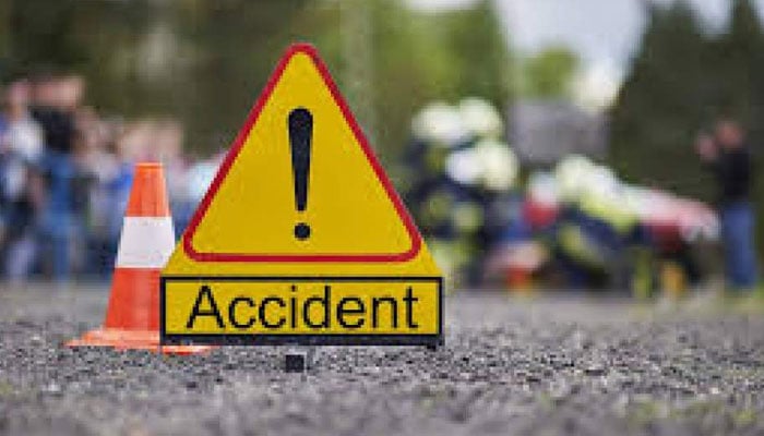 ٹرک کی ٹکر سے موٹر سائیکل سوار سمیت حادثات میں 4 افراد جاں بحق