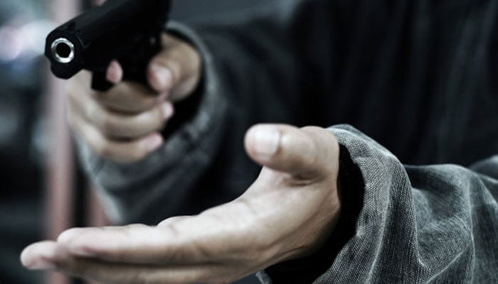 خالد بن ولید روڈ، دو مسلح افراد کی فائرنگ سے ایک شخص جاں بحق، ملزمان فرار