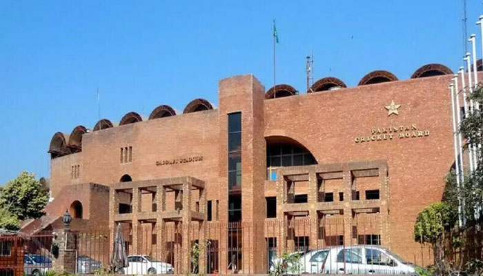 پی ایس ایل، چائلڈ کینسر سے آگاہی  کے دن پر اعزازی پاسز کا اجرا