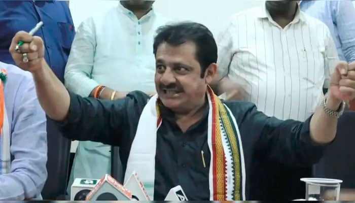 بھارتی وزیر کی ’’احمقانہ خواہش‘‘ سوشل میڈیا پر غیرسنجیدگی سے موضوع بحث
