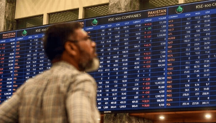 اسٹاک مارکیٹ، پاک بھارت جھڑپیں، سرمایہ کاروں کے 429 ارب روپے ڈوب گئے