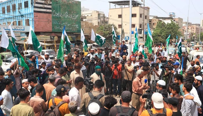 بھارتی جارحیت کیخلاف جماعت اسلامی کے درجنوں مقامات پر مظاہرے