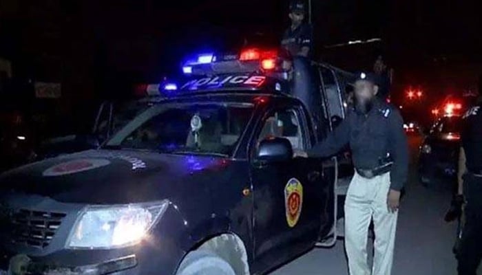 بدنام زمانہ ملزم سعید عباسی مبینہ مقابلے میں ہلاک، مسروقہ کار واسلحہ برآمد