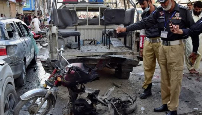 کوئٹہ، پیپلز پارٹی کی ریلی پر دستی بم حملہ، 2 کارکن شہید، 9 زخمی، علی مدد جتک محفوظ