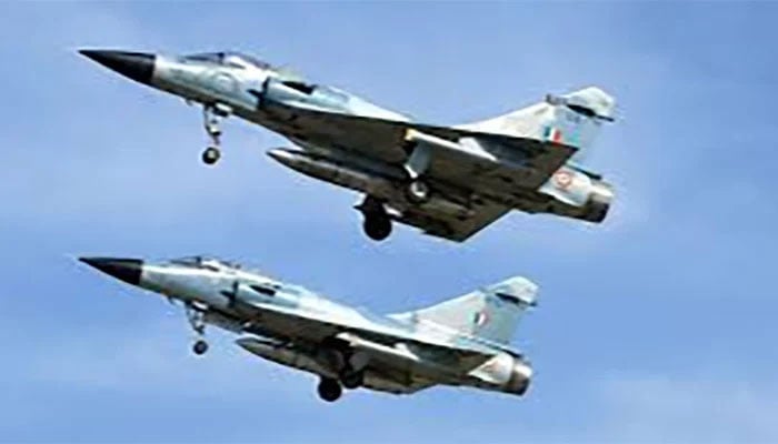 بھارت کا پاکستانی فضائی اڈوں پر حملوں میں بغیر پائلٹ کے ڈمی طیارے استعمال کرنے کا دعویٰ