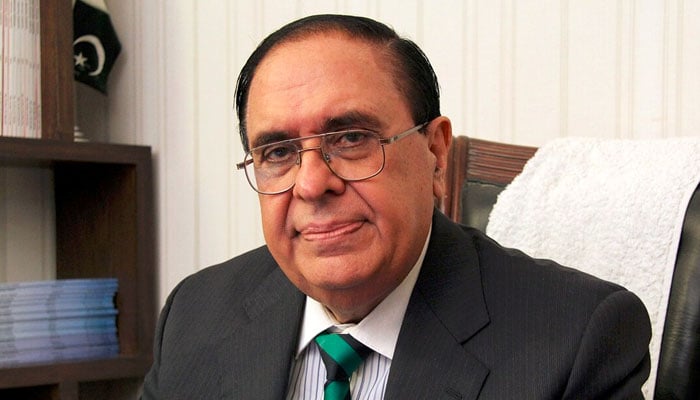 سائنس کے کئی شعبوں میں پاکستان کی رینکنگ بھارت سے کہیں بہتر، ڈاکٹر عطاء الرحمنٰ