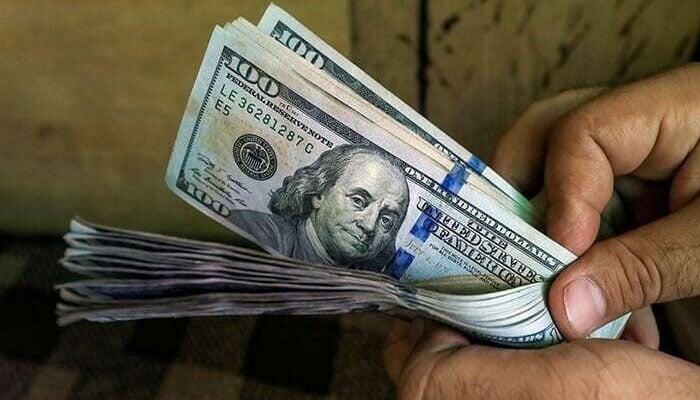کرنسی مارکیٹ: انٹر بینک میں ڈالر 5پیسے مہنگا