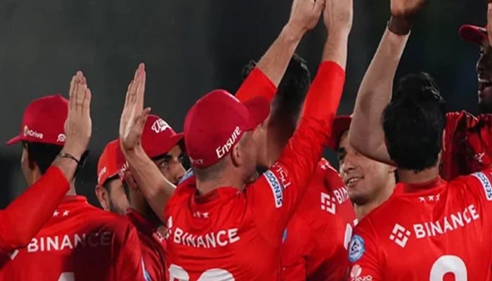 یونائیٹڈ کو دوسرے کوالیفائر سے قبل دھچکا، ہیلز انگلینڈ چلے گئے
