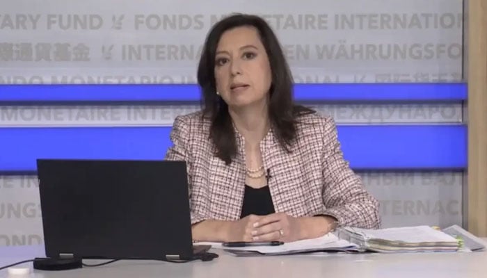 آئی ایم ایف کے جواب پر بھارتی صحافی کو شرمندگی کا سامنا