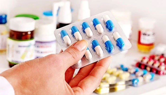 فارما انڈسٹری ملک میں کل ادویات کا 90 فیصد پیدا کرتی ہے، ماہرین