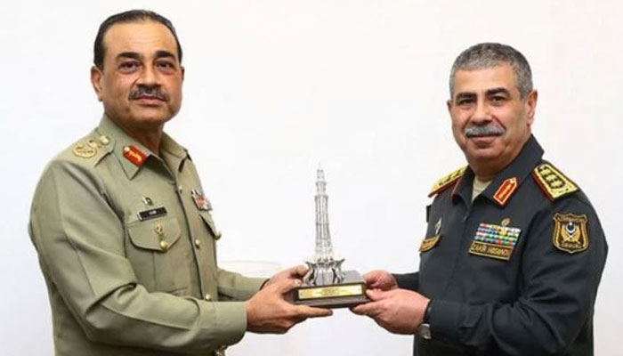 فیلڈ مارشل سید عاصم منیر کی آذربائیجان کے وزیر دفاع سے ملاقات